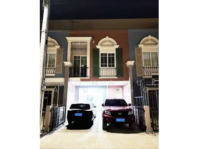 ขาย - Golden Town Bangna km.5 : โกลเด้น ทาวน์ บางนา กม.5, สมุทรปราการ