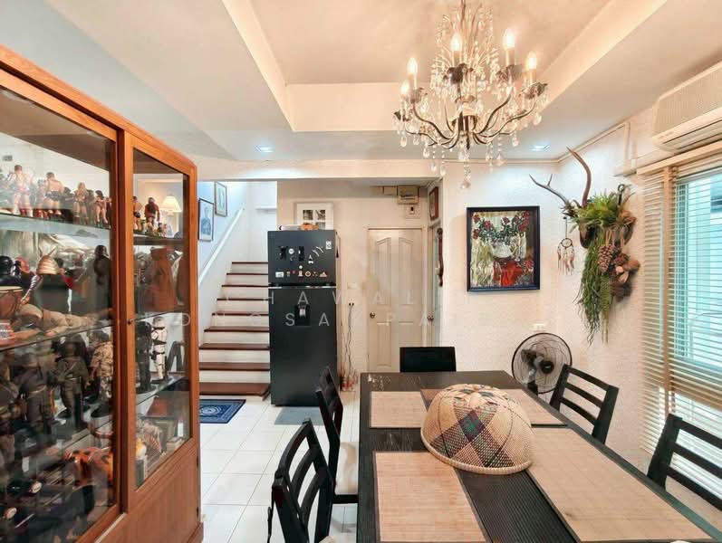 Prueklada Rangsit Klong 4, Pathum Thani, Sawai Pracharat Road, Lat Sawai, Lam Luk Ka, Pathum Thani, 4 Bedrooms, 250 sqm, Single Detached House For Sale, by CHAWALIT KONGSAKPAIBUL, 500252179 - DDproperty.com