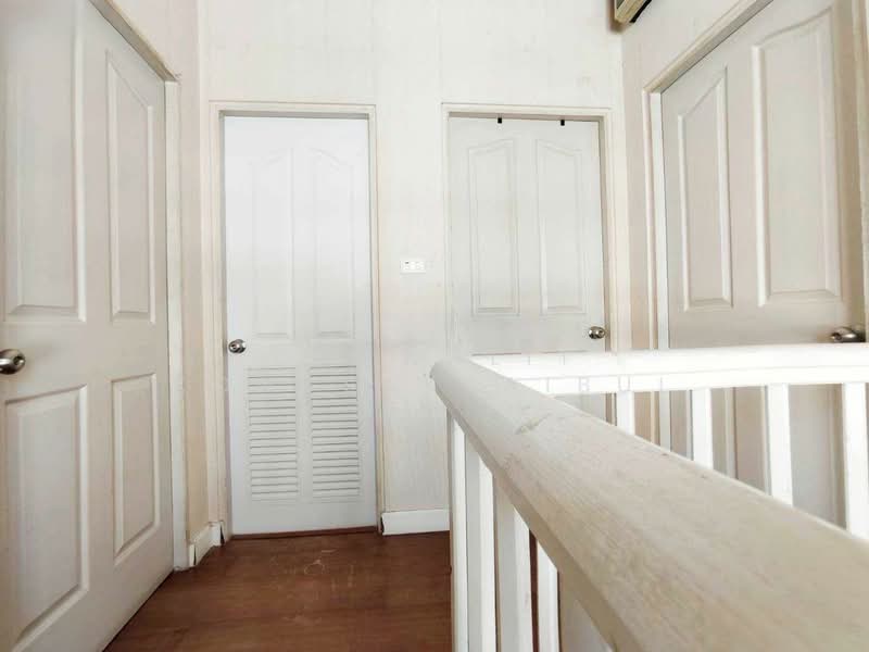 Prueklada Rangsit Klong 4, Pathum Thani, Sawai Pracharat Road, Lat Sawai, Lam Luk Ka, Pathum Thani, 4 Bedrooms, 250 sqm, Single Detached House For Sale, by CHAWALIT KONGSAKPAIBUL, 500252179 - DDproperty.com