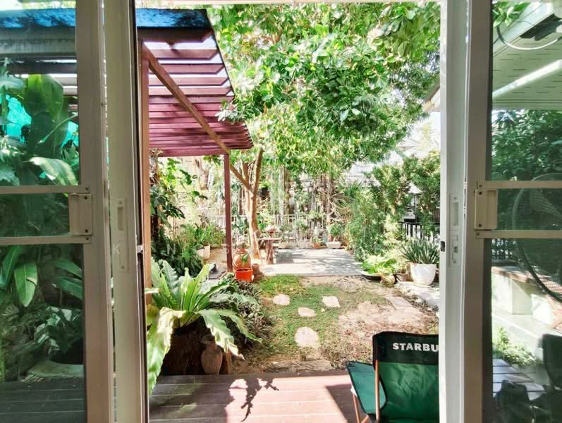 Prueklada Rangsit Klong 4, Pathum Thani, Sawai Pracharat Road, Lat Sawai, Lam Luk Ka, Pathum Thani, 4 Bedrooms, 250 sqm, Single Detached House For Sale, by CHAWALIT KONGSAKPAIBUL, 500252179 - DDproperty.com