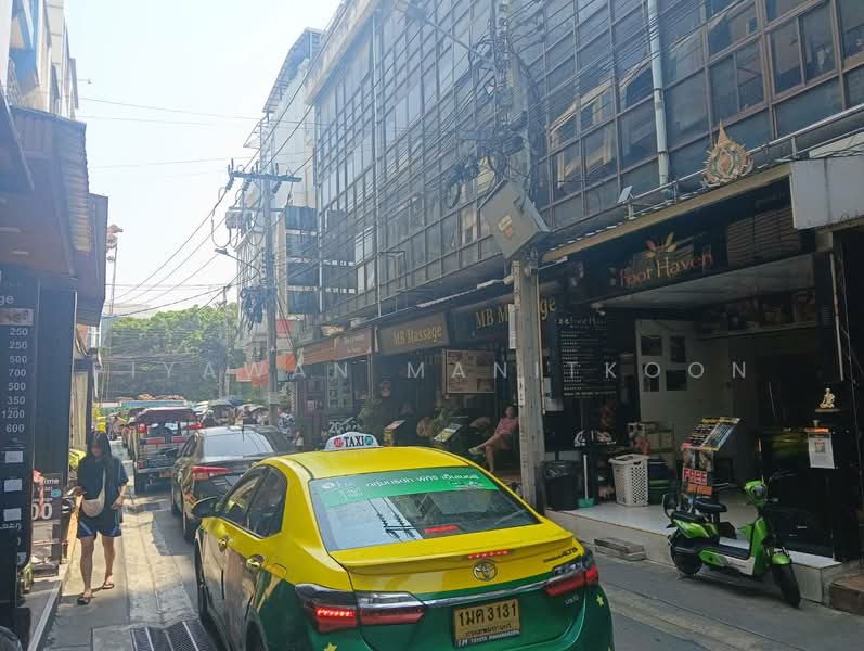 5-storey commercial building in Pratunam, Bangkok, Thanon Phaya Thai, Ratchathewi, Bangkok, , 300 sqm, Shophouse For Sale, by Piyawan Manitkoon, 500252193 - DDproperty.com