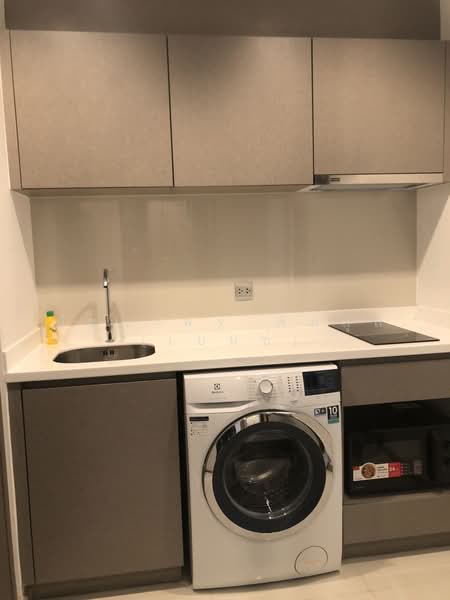 Life Asoke-Rama 9, Bangkok, 626 Asoke-Dindaeng Road, Makkasan, Ratchathewi, Bangkok, 1 Bedroom, 36 sqm, Condo For Rent, by Nattayaporn Peumkul (Benz), 500252205 - DDproperty.com