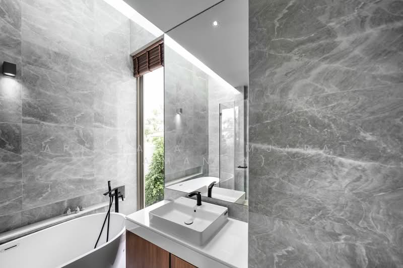 Modern Thai Architecture Villa in Cherngtalay Phuket, ภูเก็ต, เชิงทะเล, ถลาง, ภูเก็ต, 300 ตร.ม., วิลล่า ขาย, โดย Apichaya Jamjarat (Amanda), 500252206 - DDproperty.com