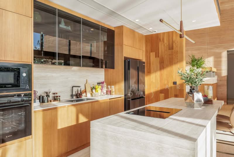 Luxury Lakeside Villa in Srisoonthron Phuket, Phuket, Sri Sunthon, Thalang, Phuket, 3 Bedrooms, 426 sqm, Villa For Sale, by Apichaya Jamjarat (Amanda), 500252209 - DDproperty.com