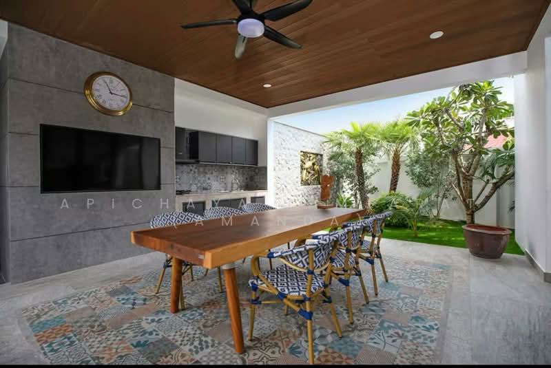 Stylish 4-Bedroom Villa with Private Sauna for Rent in Rawai, Phuket, Phuket, Rawai, Muang Phuket, Phuket, 4 Bedrooms, 400 sqm, Villa For Rent, by Apichaya Jamjarat (Amanda), 500252210 - DDproperty.com