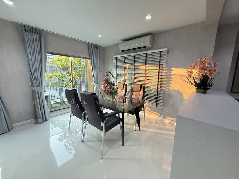 The Plant Estique Pattanakarn 38, Bangkok, Soi Pattanakarn 38, Suan Luang, Suan Luang, Bangkok, 3 Bedrooms, 167 sqm, Single Detached House For Rent, by มนัสนันท์ สิริรุจิรัตน์, 500252212 - DDproperty.com