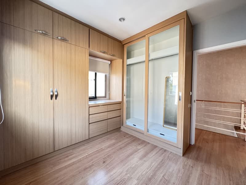 The Plant Estique Pattanakarn 38, Bangkok, Soi Pattanakarn 38, Suan Luang, Suan Luang, Bangkok, 3 Bedrooms, 167 sqm, Single Detached House For Rent, by มนัสนันท์ สิริรุจิรัตน์, 500252212 - DDproperty.com