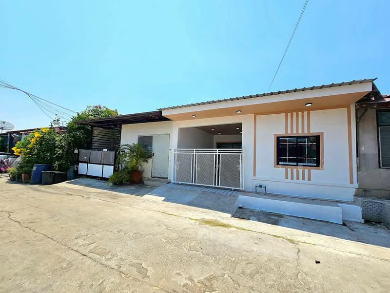 บ้านพฤกษา 3 ซ.วัดลาดปลาดุก : Baan Pruksa 3 Soi Watlatpladuk, นนทบุรี, บางคูรัด, บางบัวทอง, นนทบุรี, 102 ตร.ม., ทาวน์เฮ้าส์ ขาย, โดย วัลลภา จันทร์ชิรัตน์, 500252217 - DDproperty.com