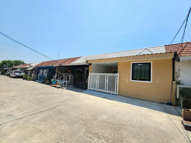 Baan Buathong 4, Nonthaburi, Ban Kluay-Sai Noi Road, Phimonrat, Bang Bua Thong, Nonthaburi, 3 Bedrooms, 102 sqm, Townhouse For Sale, by วัลลภา จันทร์ชิรัตน์, 500252220 - DDproperty.com