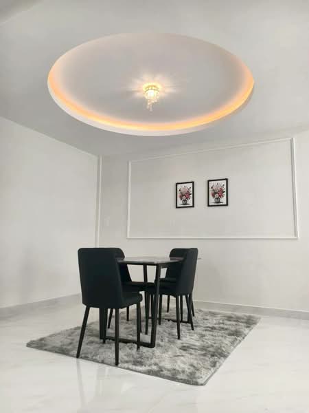 Wararak Rangsit Klong 3, Pathum Thani, Khlong Sam, Khlong Luang, Pathum Thani, 4 Bedrooms, 120 sqm, Townhouse For Sale, by วัลลภา จันทร์ชิรัตน์, 500252222 - DDproperty.com