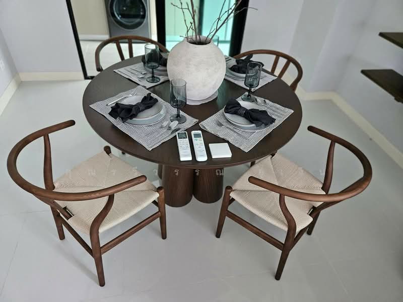 Nirvana DEFINE Krungthep Kreetha : เนอวานา ดีฟายน์ กรุงเทพกรีฑา, กรุงเทพ, ถนนศรีนครินทร์-ร่มเกล้า, หัวหมาก, บางกะปิ, กรุงเทพ, 203 ตร.ม., ทาวน์เฮ้าส์ ให้เช่า, โดย คุณรวีวรรณ อู่เงิน, 500252237 - DDproperty.com