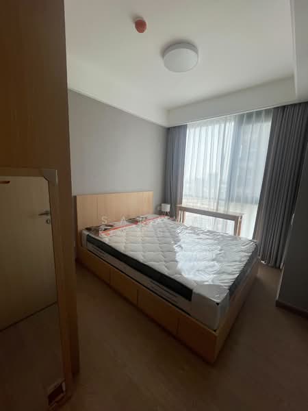 Regal Sathon-Naradhiwas, Bangkok, Naradhiwas Rajanagarindra Road, Thung Maha Mek, Sathon, Bangkok, 1 Bedroom, 35 sqm, Condo For Rent, by Sariya Kansup, 500252255 - DDproperty.com