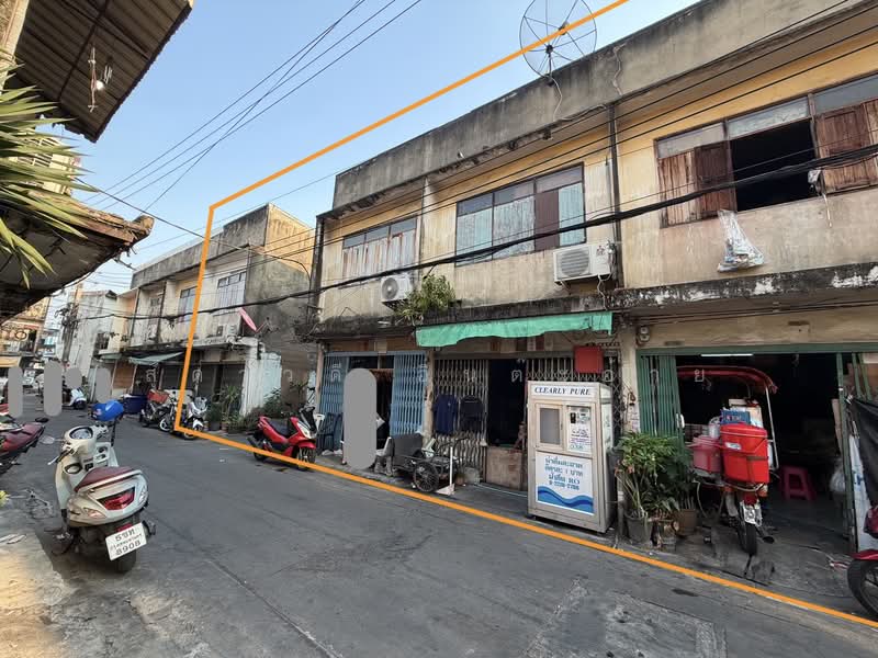 ขายอาคารพาณิชย์ 11 หลัง ทำเลทอง ถนนจันทน์ 45 แยก 6, กรุงเทพ, บางรัก, บางรัก, กรุงเทพ, 120 ตร.ม., ตึกแถว-อาคารพาณิชย์ ขาย, โดย สุดาวดี อินต๊ะอ้าย, 500252302 - DDproperty.com