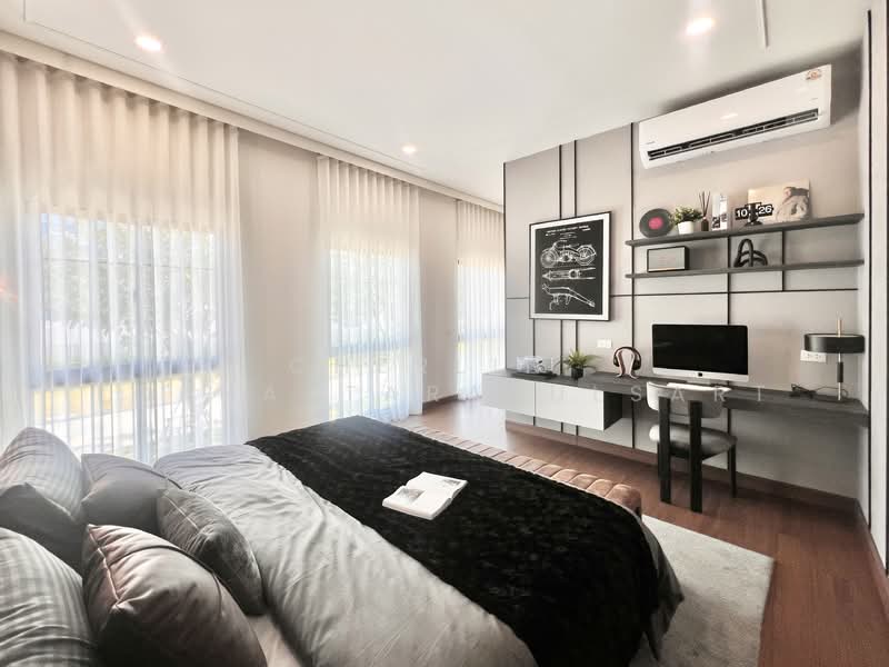 Grand Britannia Krungthep Kreetha – Suvarnabhumi, Bangkok, ร่มเกล้า, Khlong Sam Prawet, Lat Krabang, Bangkok, 4 Bedrooms, 300 sqm, Single Detached House For Sale, by Cherlin  Lophattarakulsart, 500252308 - DDproperty.com