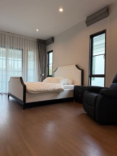 Setthasiri Bangna Km.10, Samut Prakan, Bangphli Yai, Bang Plee, Samut Prakan, 4 Bedrooms, 247 sqm, Single Detached House For Rent, by Virin W., 500252313 - DDproperty.com