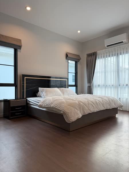 Setthasiri Bangna Km.10, Samut Prakan, Bangphli Yai, Bang Plee, Samut Prakan, 4 Bedrooms, 247 sqm, Single Detached House For Rent, by Virin W., 500252313 - DDproperty.com