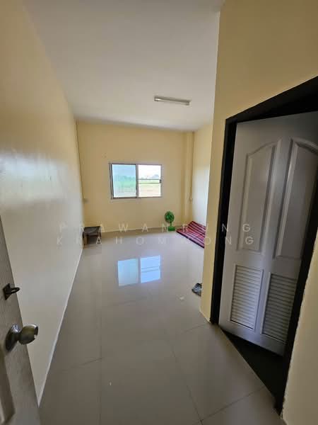 CODE:PP1-W1139-0426 ให้เช่าโกดัง/คลังสินค้า บนที่ดิน 206 ตร.วา พื้นที่ใช้สอยประมาณ 400 ตร.ม. รีโนเวท, ปทุมธานี, ระแหง, ลาดหลุมแก้ว, ปทุมธานี, 400 ตร.ม., โกดัง-โรงงาน ให้เช่า, โดย PRAWANRUNG KRAHOMWONG, 500252319 - DDproperty.com