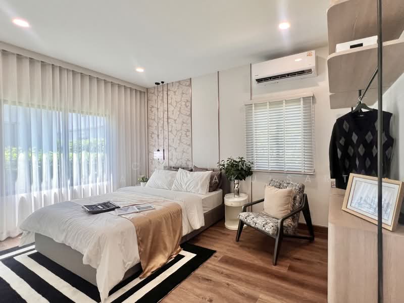 Grand Britannia Krungthep Kreetha – Suvarnabhumi, Bangkok, ร่มเกล้า, Khlong Sam Prawet, Lat Krabang, Bangkok, 4 Bedrooms, 280 sqm, Single Detached House For Sale, by Cherlin  Lophattarakulsart, 500252325 - DDproperty.com