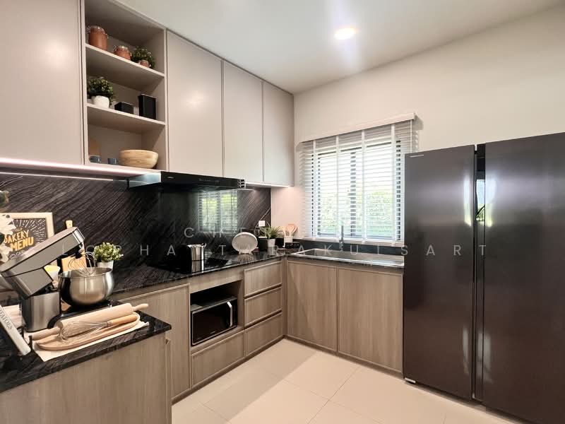 Grand Britannia Krungthep Kreetha – Suvarnabhumi, Bangkok, ร่มเกล้า, Khlong Sam Prawet, Lat Krabang, Bangkok, 4 Bedrooms, 280 sqm, Single Detached House For Sale, by Cherlin  Lophattarakulsart, 500252325 - DDproperty.com