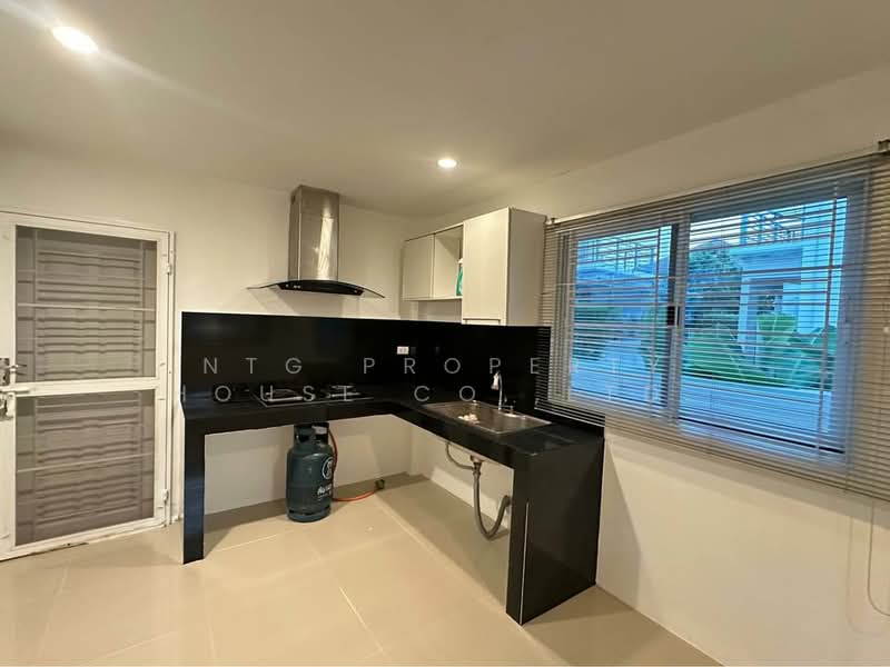 Perfect Place Sukhumvit 77-Suvarnabhumi : เพอร์เฟค เพลส สุขุมวิท77-สุวรรณภูมิ, สมุทรปราการ, ถนนลาดกระบัง, ราชาเทวะ, บางพลี, สมุทรปราการ, 160 ตร.ม., บ้านเดี่ยว ให้เช่า, โดย NTG Property House Co.,Ltd., 500252332 - DDproperty.com