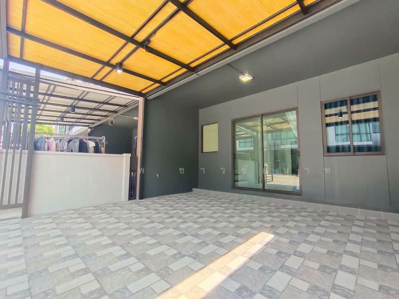 Pleno Rattanathibet-Bangyai, Nonthaburi, Khlong Thanon, Sao Thong Hin, Bang Yai, Nonthaburi, 2 Bedrooms, 120 sqm, Townhouse For Sale, by Ekapop Chaochainart, 500252338 - DDproperty.com