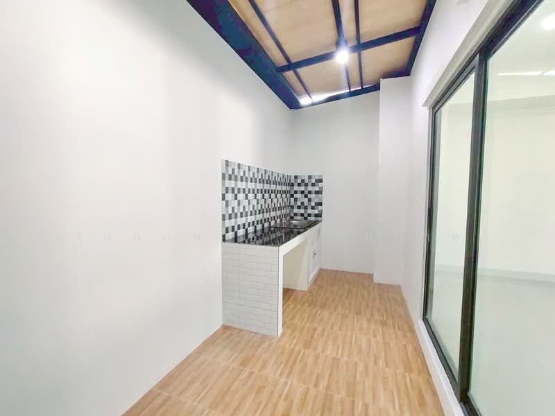 Pleno Rattanathibet-Bangyai, Nonthaburi, Khlong Thanon, Sao Thong Hin, Bang Yai, Nonthaburi, 2 Bedrooms, 120 sqm, Townhouse For Sale, by Ekapop Chaochainart, 500252338 - DDproperty.com