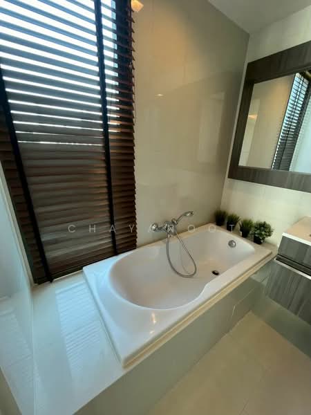 Via 49, Bangkok, 25/1 Soi Sukhumvit 49, Sukhumvit Road, Khlong Tan Nua, Watthana, Bangkok, 2 Bedrooms, 67 sqm, Condo For Sale, by Chayanoot, 500252353 - DDproperty.com