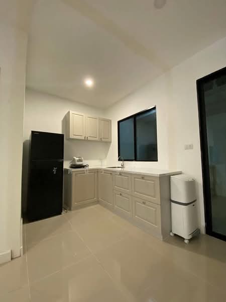 Patio Srinakarin-Rama 9, Bangkok, Krungthep Kreetha Road, Hua Mak, Bang Kapi, Bangkok, 3 Bedrooms, 180 sqm, Townhouse For Rent, by บุษบา รัตนวงษ์ชัย, 500252382 - DDproperty.com