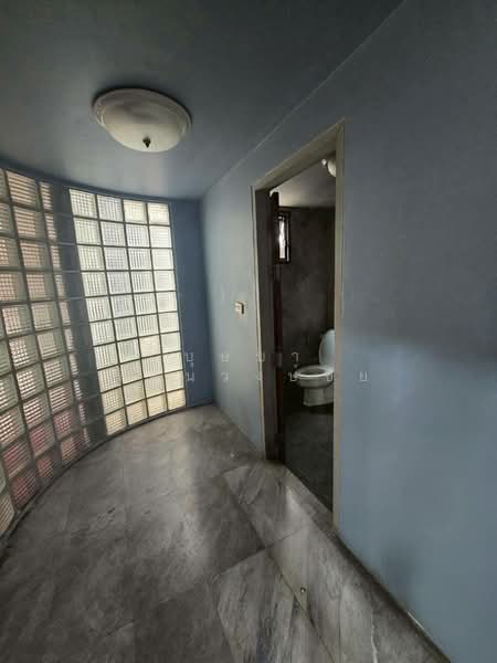 Sriwara Town in Town, Bangkok, Sriwara Road, Phlapphla, Wang Thonglang, Bangkok, 8 Bedrooms, 600 sqm, Townhouse For Rent, by บุษบา รัตนวงษ์ชัย, 500252387 - DDproperty.com