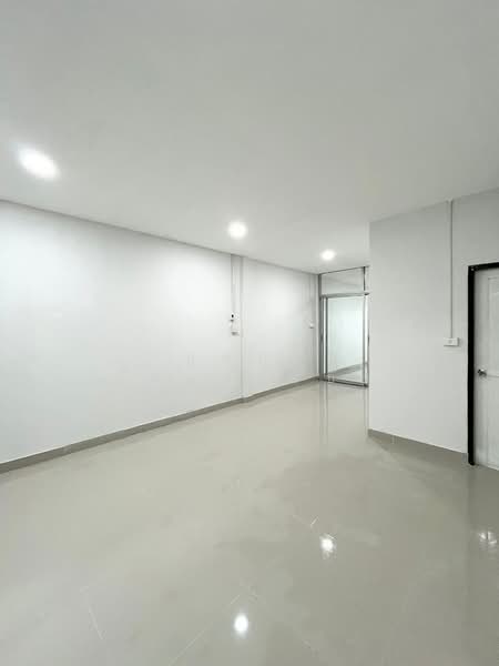 ทำเลนวมินทร์ 32 ให้เช่าทาวน์เฮ้าส์ 2 ชั้น รีโนเวทใหม่ ม.คลองจั่นวิลล่า บ้านสวย ทำเลดี พร้อมอยู่, กรุงเทพ, นวมินทร์, คลองกุ่ม, บึงกุ่ม, กรุงเทพ, 190 ตร.ม., ทาวน์เฮ้าส์ ให้เช่า, โดย บุษบา รัตนวงษ์ชัย, 500252389 - DDproperty.com