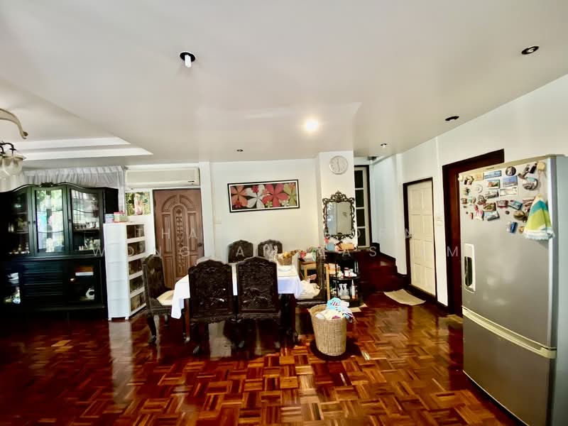 อมรพันธ์ 9, กรุงเทพ, ลาดพร้าว, ลาดพร้าว, กรุงเทพ, 300 ตร.ม., บ้านเดี่ยว ขาย, โดย Thananthorn Wongvarnkaseam, 500252390 - DDproperty.com