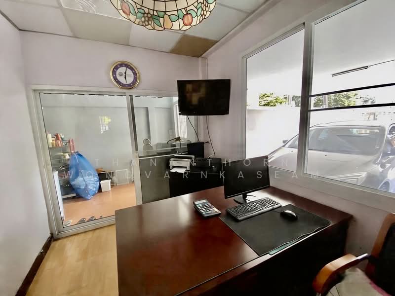 อมรพันธ์ 9, Bangkok, Lat Phrao, Lat Phrao, Bangkok, 5 Bedrooms, 300 sqm, Single Detached House For Sale, by Thananthorn Wongvarnkaseam, 500252390 - DDproperty.com