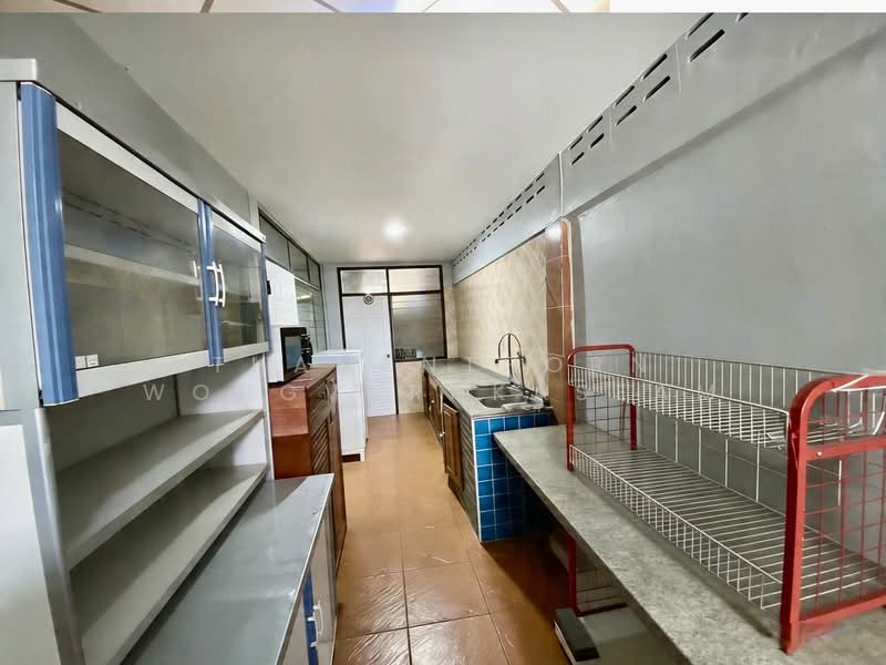 อมรพันธ์ 9, Bangkok, Lat Phrao, Lat Phrao, Bangkok, 5 Bedrooms, 300 sqm, Single Detached House For Sale, by Thananthorn Wongvarnkaseam, 500252390 - DDproperty.com