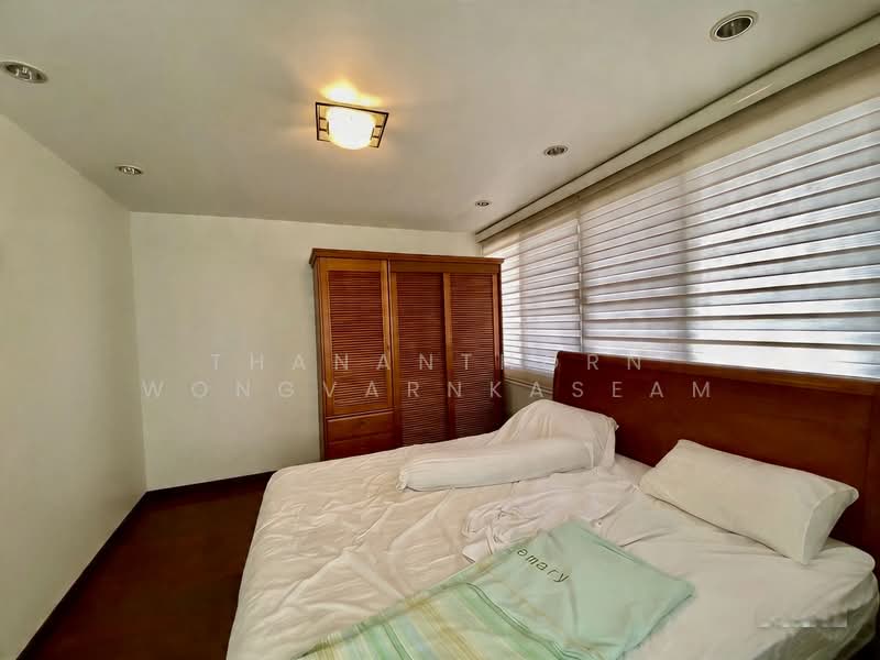 อมรพันธ์ 9, Bangkok, Lat Phrao, Lat Phrao, Bangkok, 5 Bedrooms, 300 sqm, Single Detached House For Sale, by Thananthorn Wongvarnkaseam, 500252390 - DDproperty.com