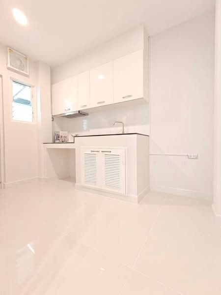 Centro Srinakarin-Bangna, Bangkok, Chaloem Phrakiat Rama 9 Road, Nong Bon, Prawet, Bangkok, 4 Bedrooms, 205 sqm, Single Detached House For Sale, by Supajee Wattanarom, 500252419 - DDproperty.com