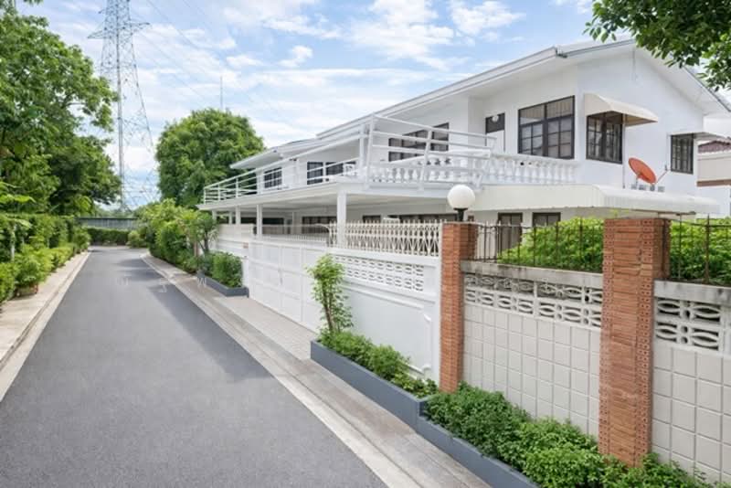 ไม่พบโครงการ, Bangkok, ประชาราษฎร์บำเพ็ญ 22-28, Samsen Nok, Huai Khwang, Bangkok, 3 Bedrooms, 270 sqm, Single Detached House For Rent, by ณัฐพงศ์ สุนทรอรุณ, 500252450 - DDproperty.com