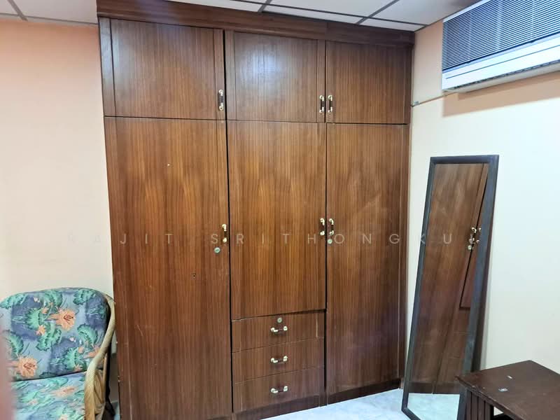 Pattaya Beach Condo, Chon Buri (Pattaya), Nong Pru, Bang Lamung (Pattaya), Chon Buri (Pattaya), 2 Bedrooms, 68 sqm, Condo For Sale, by Rajit Srithongkul, 500252491 - DDproperty.com