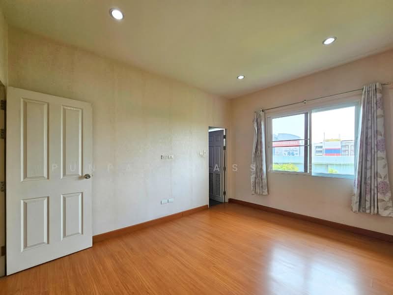 The Story Ratchaphruk, Nonthaburi, Bang Kruai-Sai Noi Road, Bang Krang, Muang Nonthaburi, Nonthaburi, 4 Bedrooms, 165 sqm, Townhouse For Sale, by Punpapa Rassamee, 500252502 - DDproperty.com