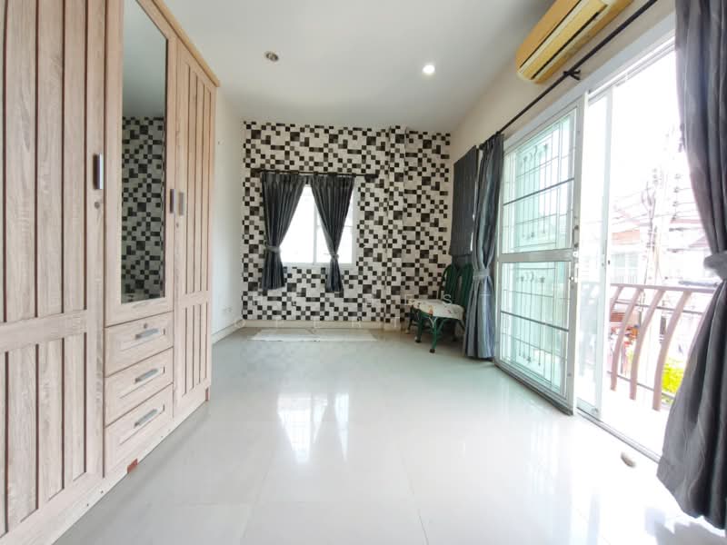 The Town Phaholyothin-Phoemsin, Bangkok, Phaholyothin Road, Sai Mai, Sai Mai, Bangkok, 3 Bedrooms, 125 sqm, Townhouse For Sale, by The Best Property อิ๋ว, 500252504 - DDproperty.com