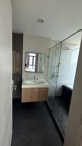 The Capital Ekamai-Thonglor, Bangkok, 2898 New Petchaburi Rd, Bang Kapi, Huai Khwang, Bangkok, 2 Bedrooms, 59 sqm, Condo For Sale, by Fazwaz (Thailand) Co., Ltd., 500252513 - DDproperty.com