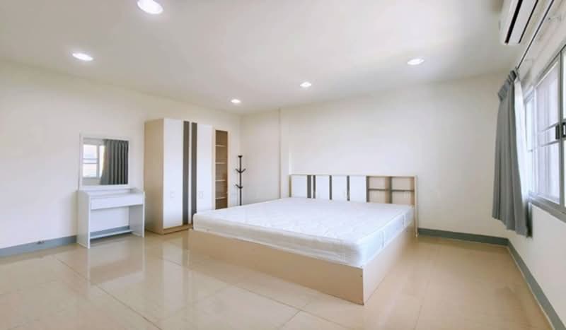 หมู่บ้าน 84 แมนชั่น : Baan 84 Mansion, กรุงเทพ, วังทองหลาง, วังทองหลาง, กรุงเทพ, 250 ตร.ม., ทาวน์เฮ้าส์ ขาย, โดย ชนะชาติ นนท์ตา, 500252520 - DDproperty.com