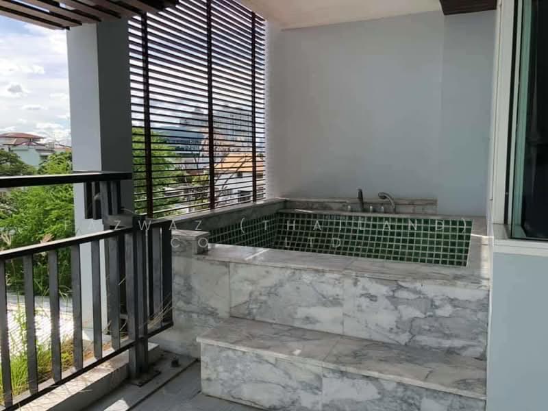 The Next Garden Suites, Bangkok, 111 Soi Sukhumvit 52, Sukhumvit Road, Bang Chak, Phra Khanong, Bangkok, 1 Bedroom, 52 sqm, Condo For Sale, by Fazwaz (Thailand) Co., Ltd., 500252579 - DDproperty.com