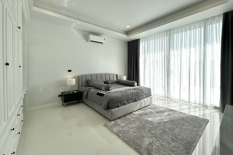 3 Bedroom Pool Villa for Sale in Huay Yai Pattaya, Chon Buri (Pattaya), Bang Lamung, Bang Lamung (Pattaya), Chon Buri (Pattaya), 3 Bedrooms, 164 sqm, Villa For Sale, by PLC real estate, 500252586 - DDproperty.com