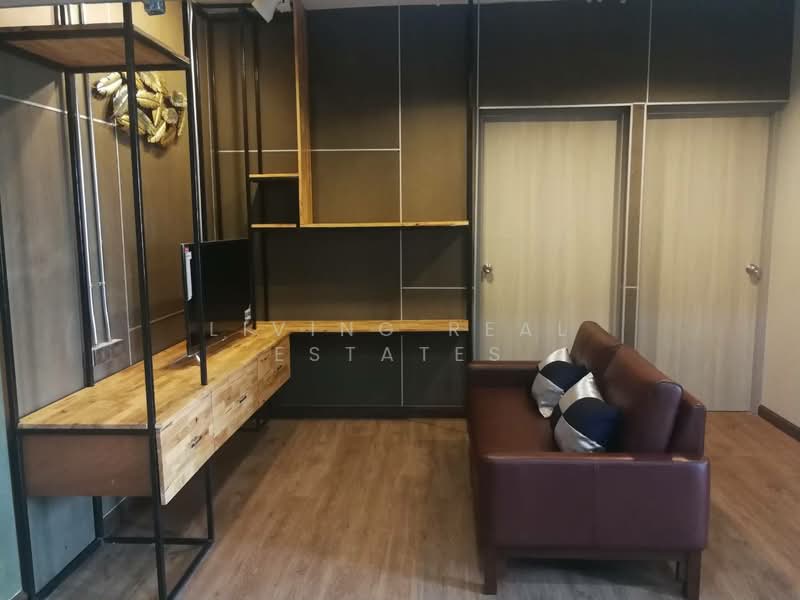 Pathumwan Place condominium, Bangkok, 1 Rama 1, Wang Mai, Pathum Wan, Bangkok, 3 Bedrooms, 90 sqm, Condo For Rent, by Living Real Estates, 500252594 - DDproperty.com