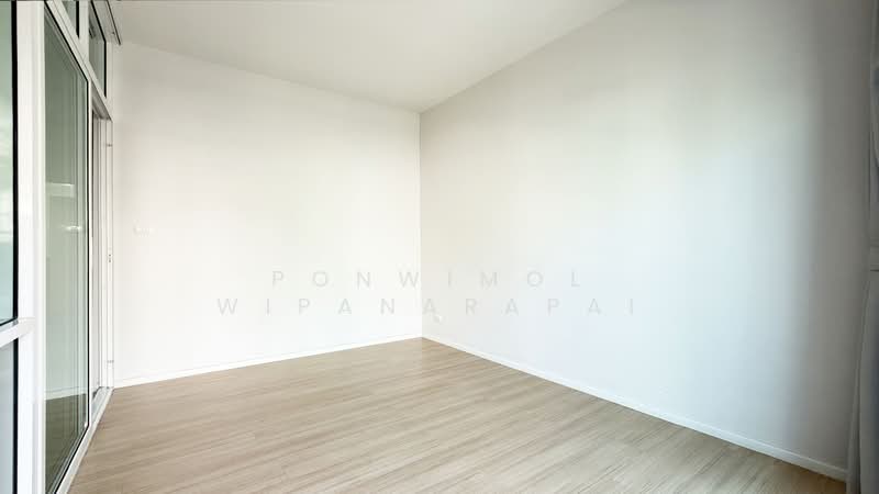 Baan Klang Muang Sukhumvit 77, Bangkok, Soi On Nut 17, Suan Luang, Suan Luang, Bangkok, 4 Bedrooms, 178 sqm, Townhouse For Sale, by Ponwimol Wipanarapai, 500252597 - DDproperty.com