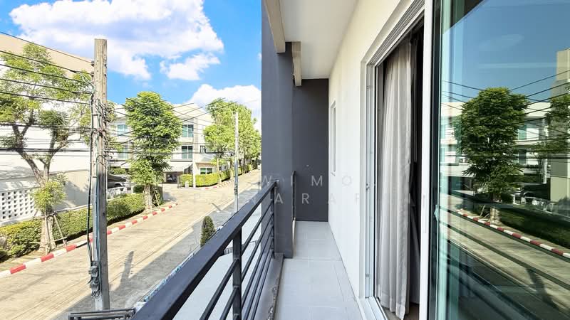 Baan Klang Muang Sukhumvit 77 : บ้านกลางเมือง สุขุมวิท 77, กรุงเทพ, ซอย อ่อนนุช 17, สวนหลวง, สวนหลวง, กรุงเทพ, 178 ตร.ม., ทาวน์เฮ้าส์ ขาย, โดย Ponwimol Wipanarapai, 500252597 - DDproperty.com