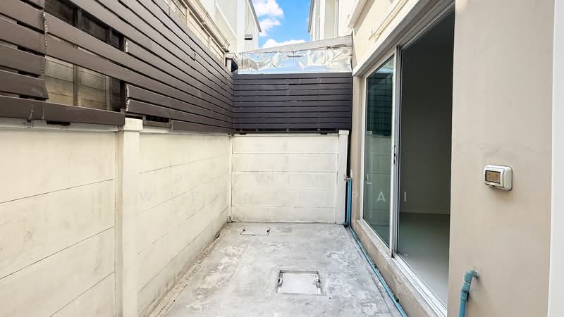 Baan Klang Muang Sukhumvit 77, Bangkok, Soi On Nut 17, Suan Luang, Suan Luang, Bangkok, 4 Bedrooms, 178 sqm, Townhouse For Sale, by Ponwimol Wipanarapai, 500252597 - DDproperty.com