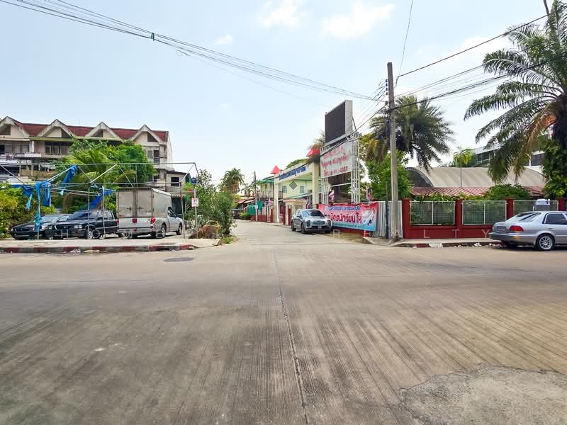 อาคารพาณิชย์ 3 ชั้น เคหะร่มเกล้า 6, กรุงเทพ, คลองสองต้นนุ่น, ลาดกระบัง, กรุงเทพ, 208 ตร.ม., ตึกแถว-อาคารพาณิชย์ ขาย, โดย HOMEPLUS REALTY - คุณหนึ่ง, 500252602 - DDproperty.com