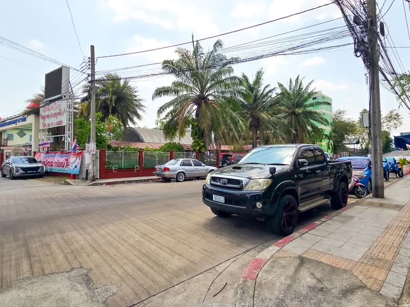 อาคารพาณิชย์ 3 ชั้น เคหะร่มเกล้า 6, Bangkok, Khlong Song Ton Nun, Lat Krabang, Bangkok, , 208 sqm, Shophouse For Sale, by HOMEPLUS REALTY - คุณหนึ่ง, 500252602 - DDproperty.com