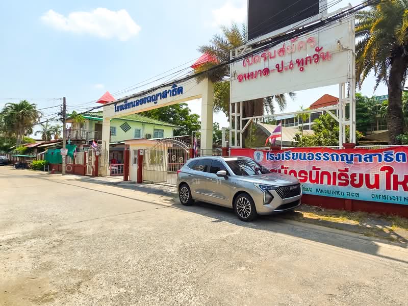 อาคารพาณิชย์ 3 ชั้น เคหะร่มเกล้า 6, กรุงเทพ, คลองสองต้นนุ่น, ลาดกระบัง, กรุงเทพ, 208 ตร.ม., ตึกแถว-อาคารพาณิชย์ ขาย, โดย HOMEPLUS REALTY - คุณหนึ่ง, 500252602 - DDproperty.com